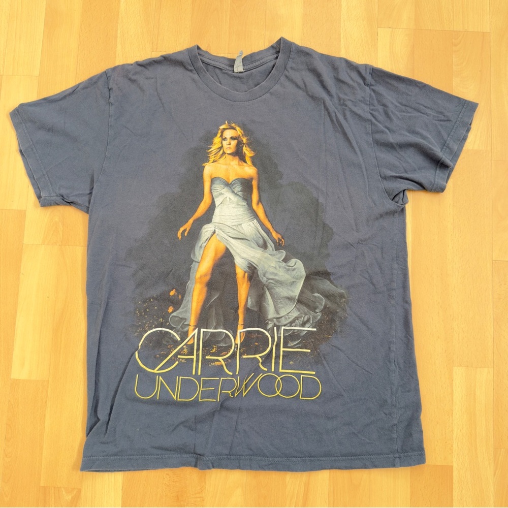 Carrie Underwood 2013 “The Blown Away Tour” Graphic Tee Mens Large Y2K